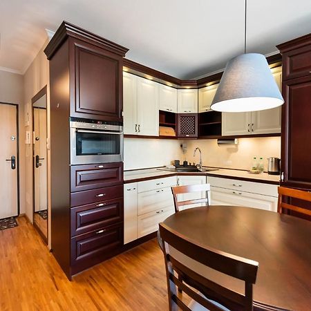 Metro Wilanowska Homely Apartment Varšava Exteriér fotografie