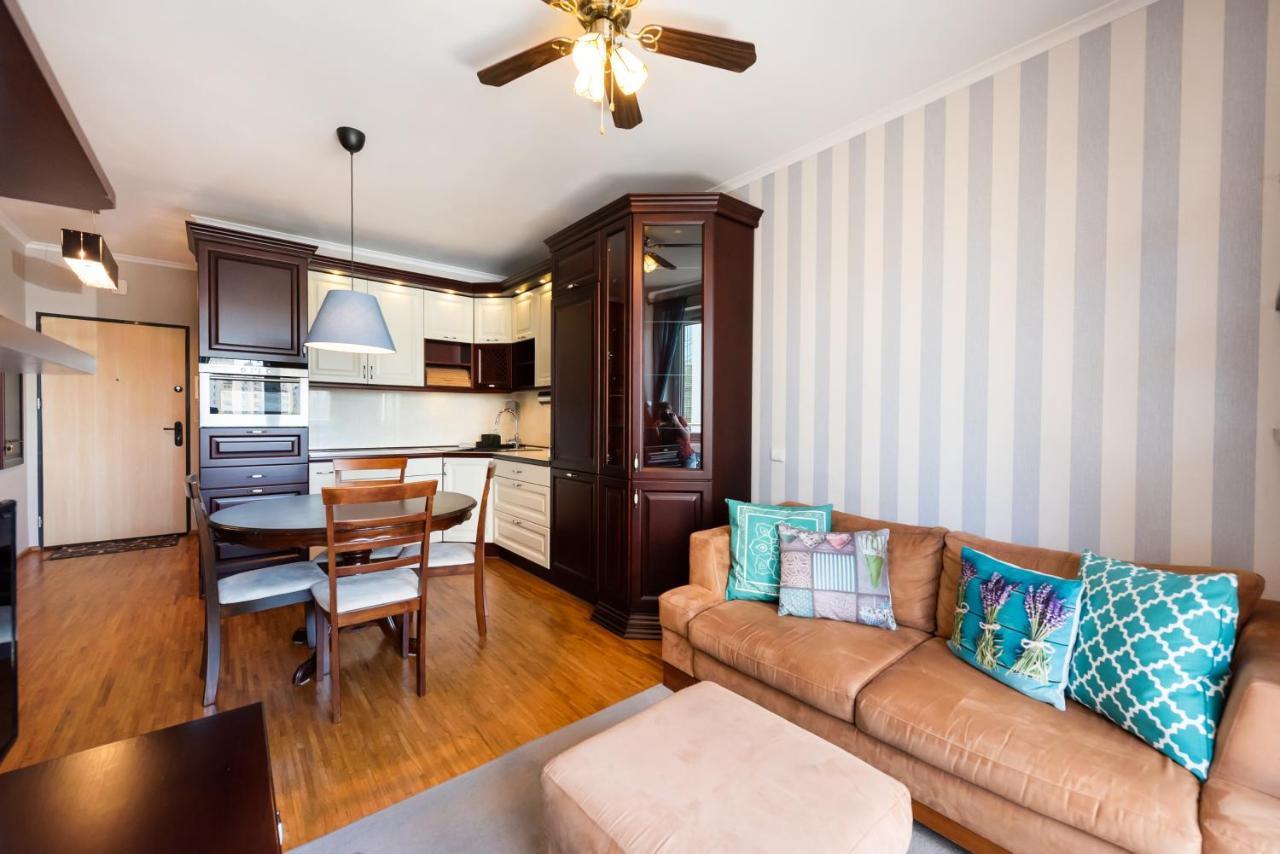 Metro Wilanowska Homely Apartment Varšava Exteriér fotografie