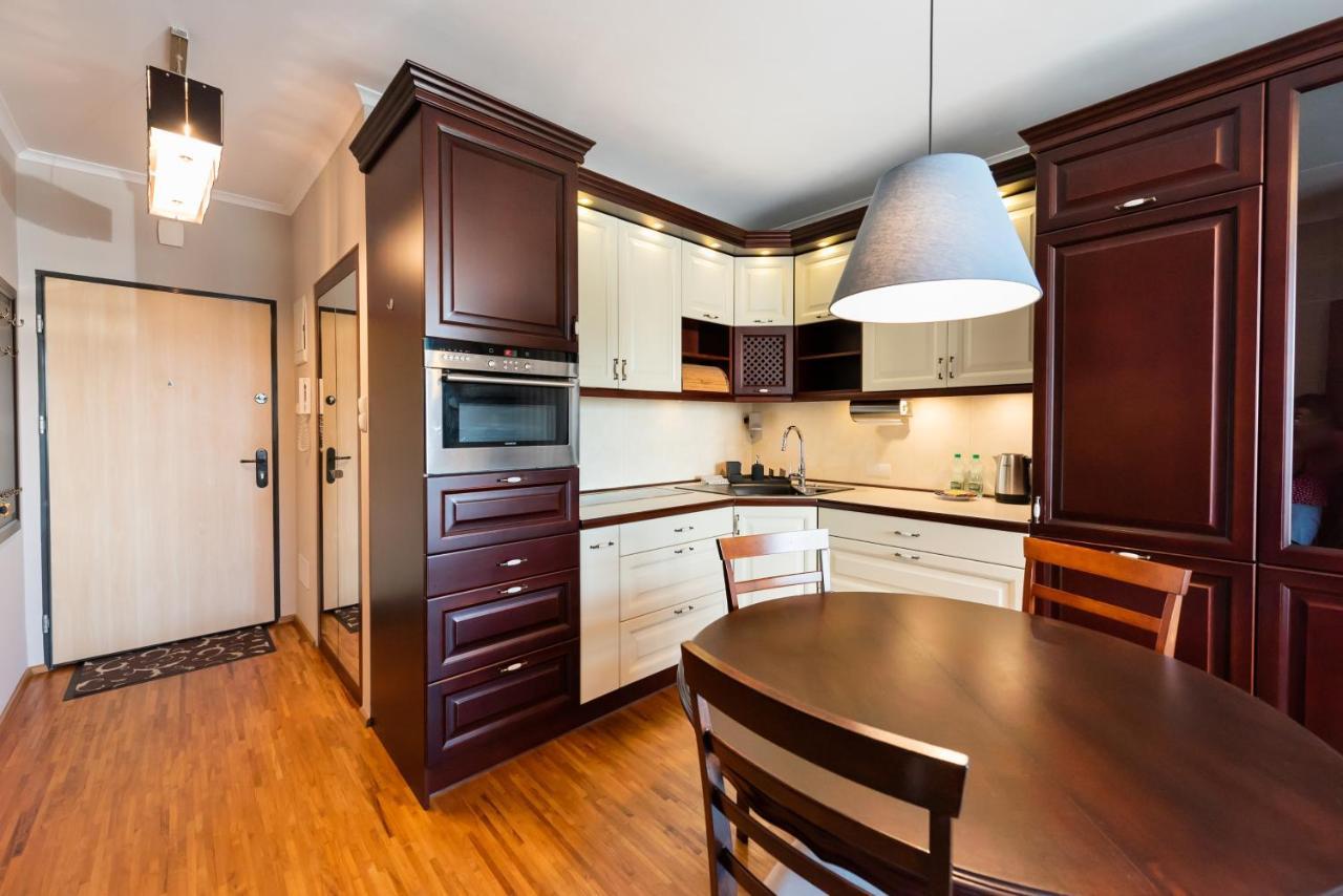 Metro Wilanowska Homely Apartment Varšava Exteriér fotografie