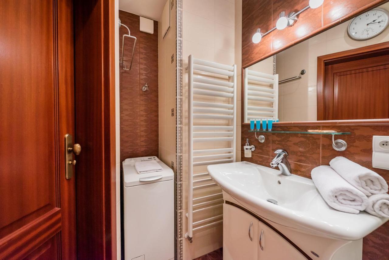 Metro Wilanowska Homely Apartment Varšava Exteriér fotografie