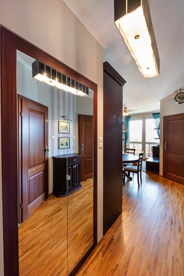Metro Wilanowska Homely Apartment Varšava Exteriér fotografie