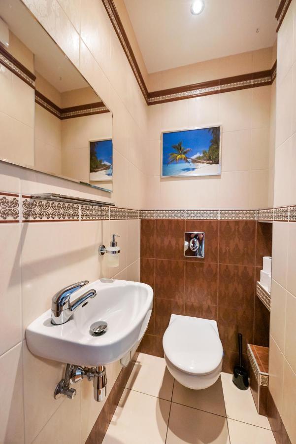 Metro Wilanowska Homely Apartment Varšava Exteriér fotografie