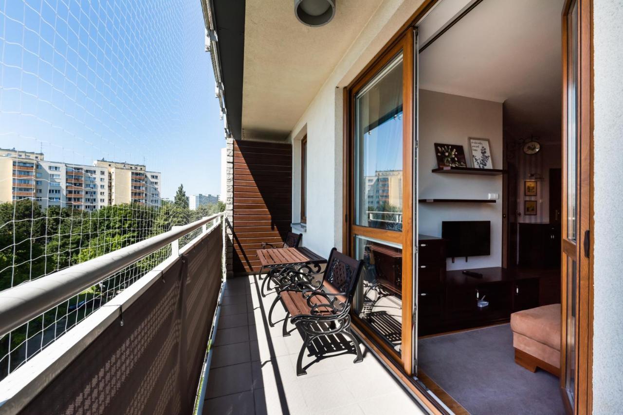 Metro Wilanowska Homely Apartment Varšava Exteriér fotografie